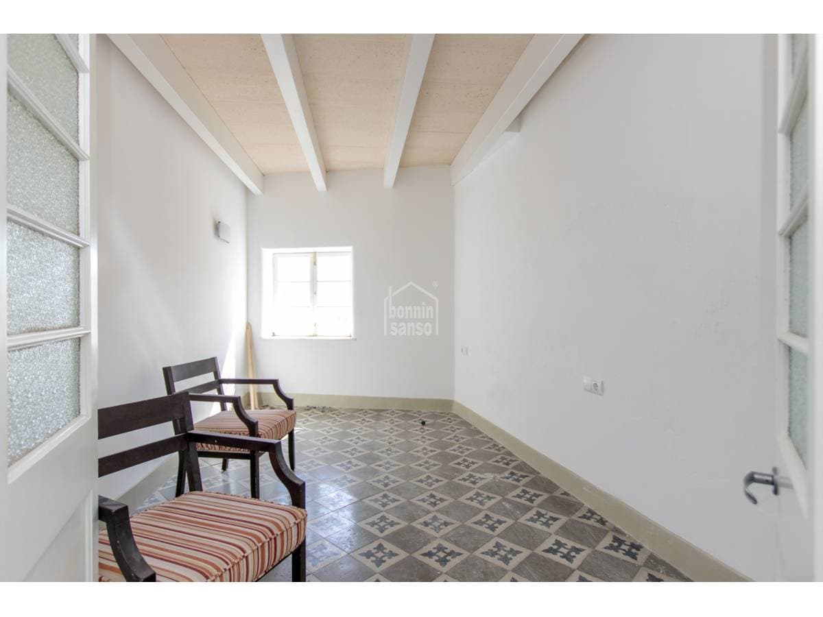 Apartment in Mahón — photo 4 of 12