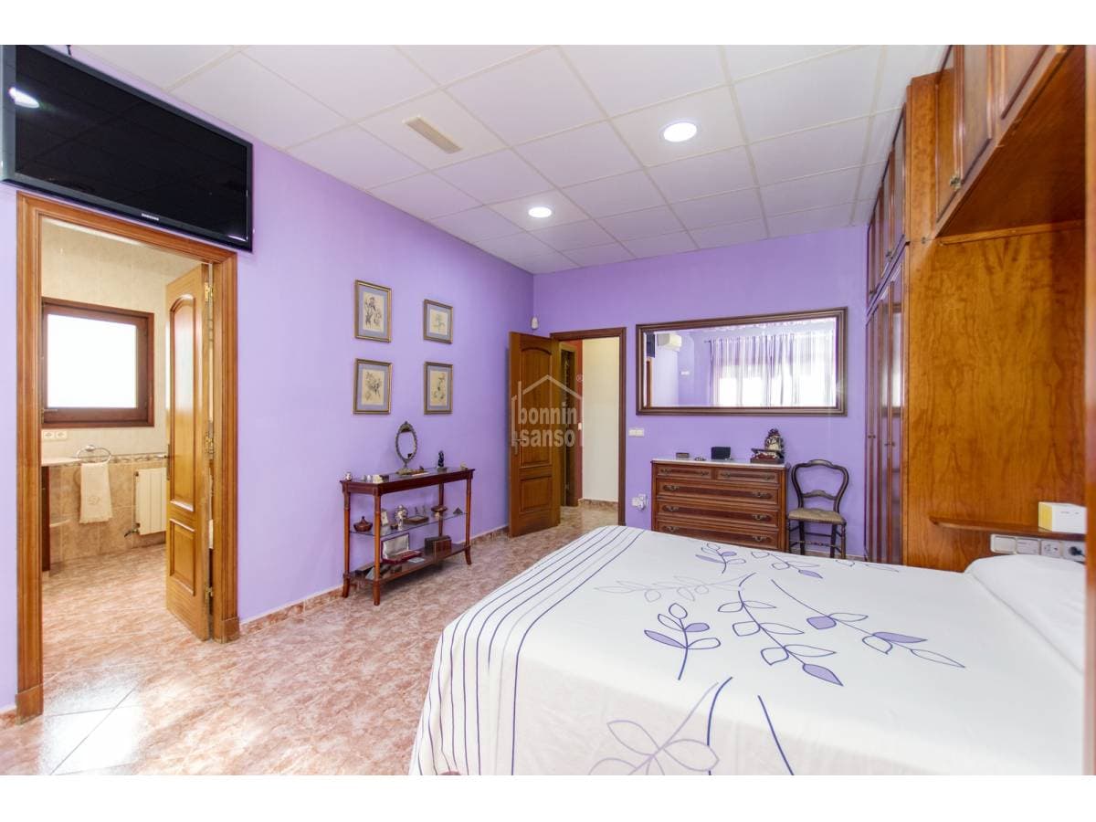 Villa in Alayor — photo 15 of 37