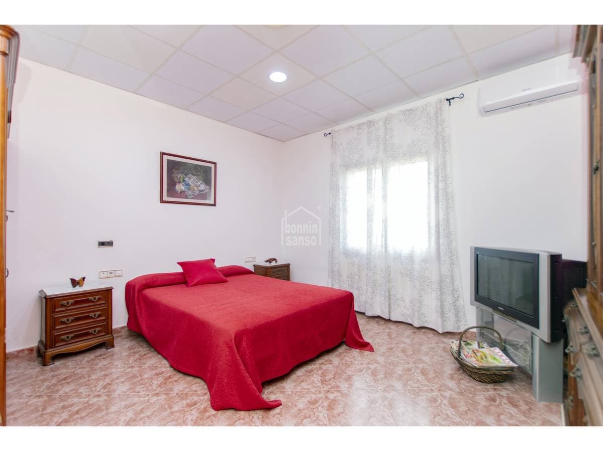 Villa in Alayor — photo 18 of 37