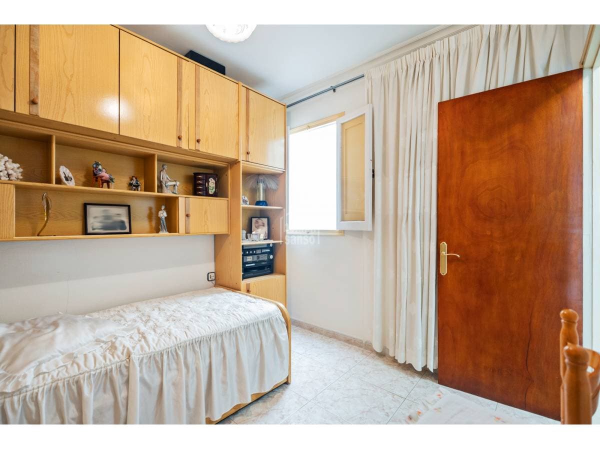 Townhouse in Es Castell — photo 19 of 29