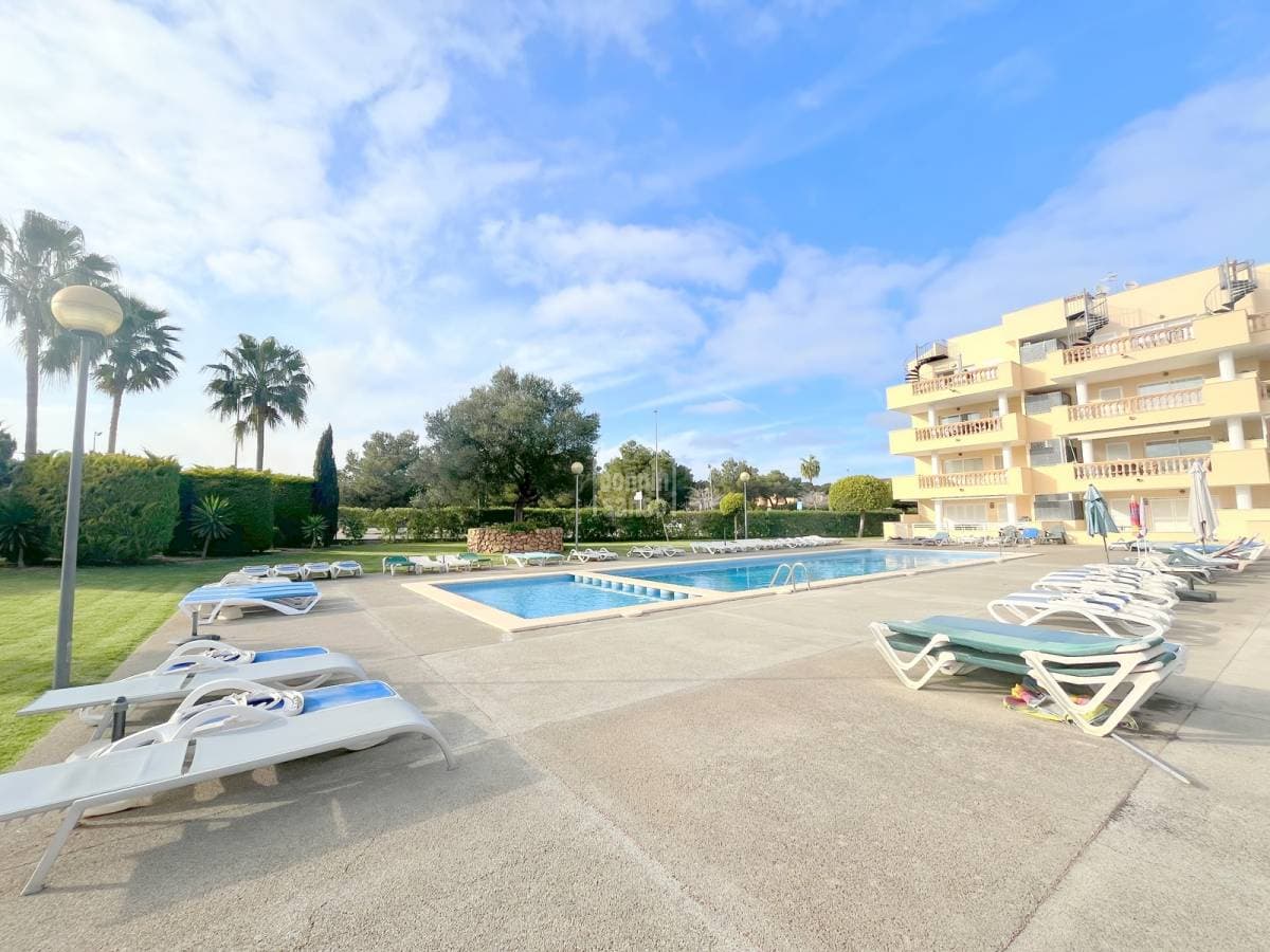 Apartment in Son Servera — photo 1 of 17