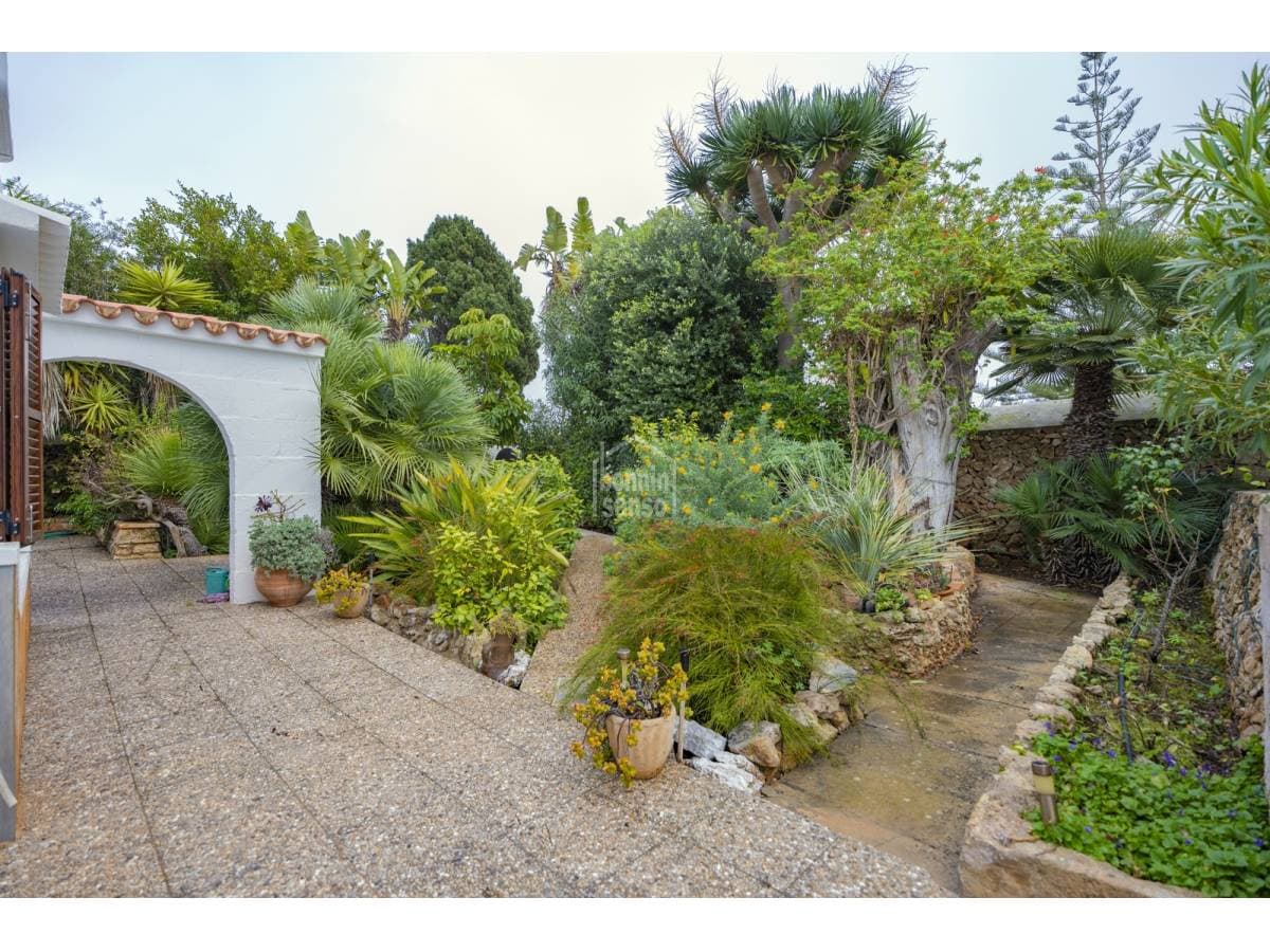 Villa in Sant Lluis — photo 34 of 39