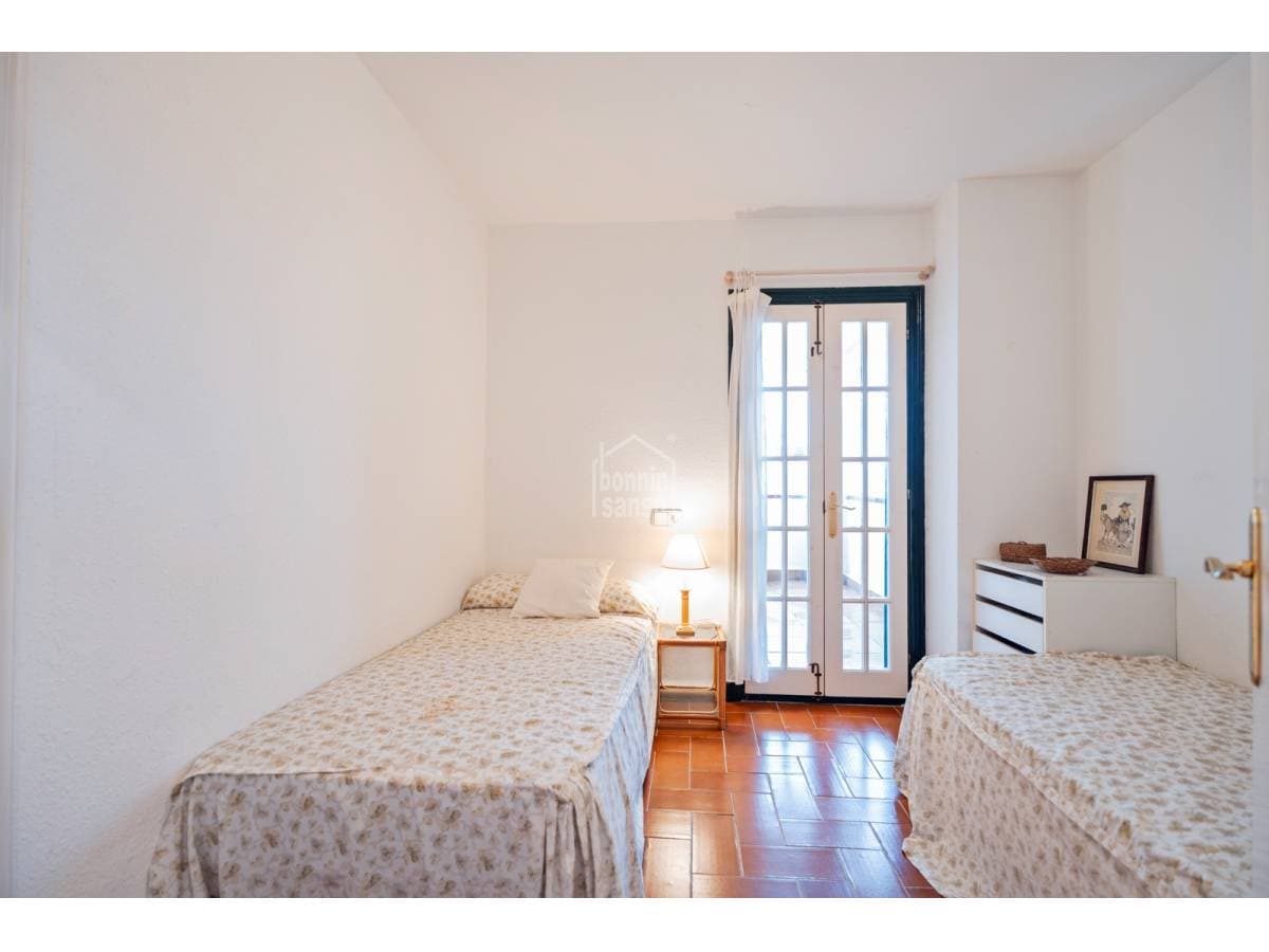 Apartment in Mercadal — photo 17 of 33