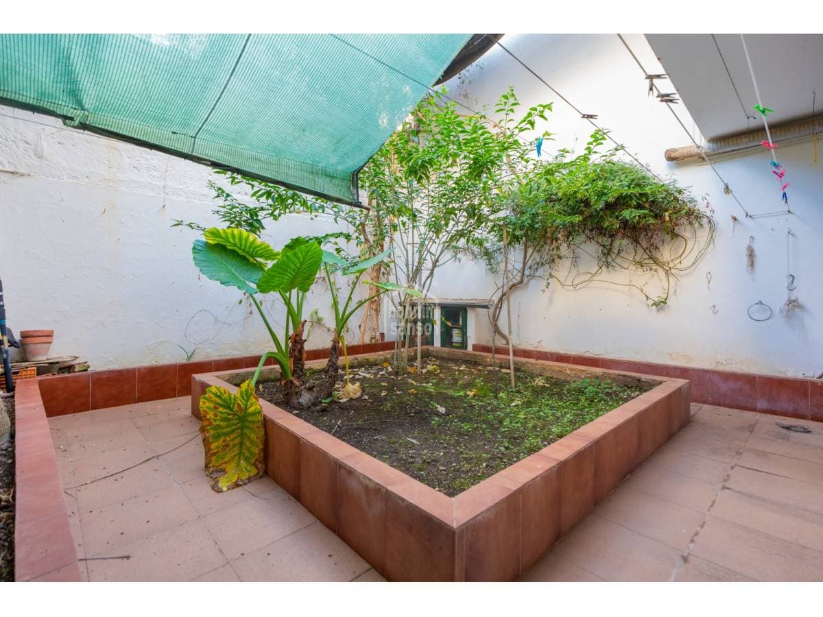 Townhouse in Es Castell — photo 9 of 29