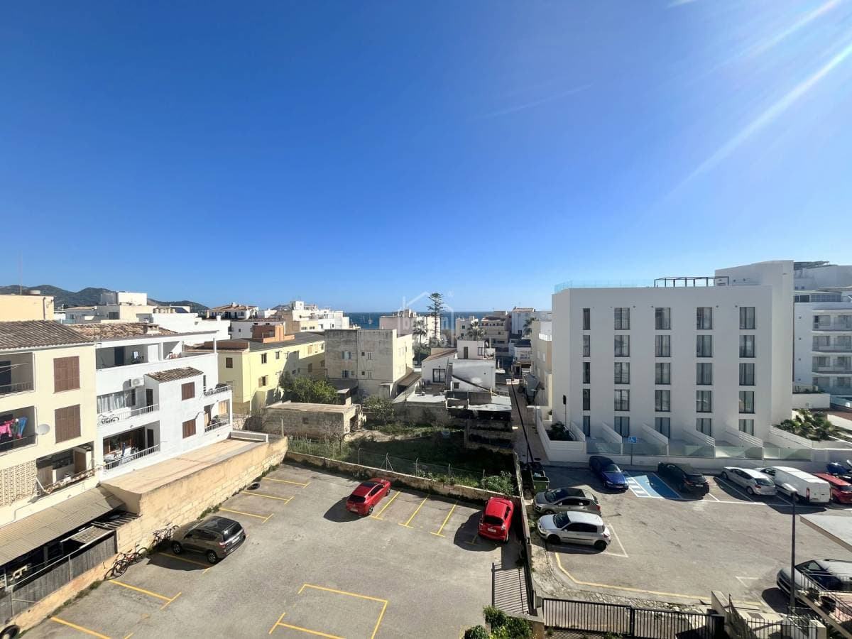 Apartment in Son Servera — photo 1 of 9