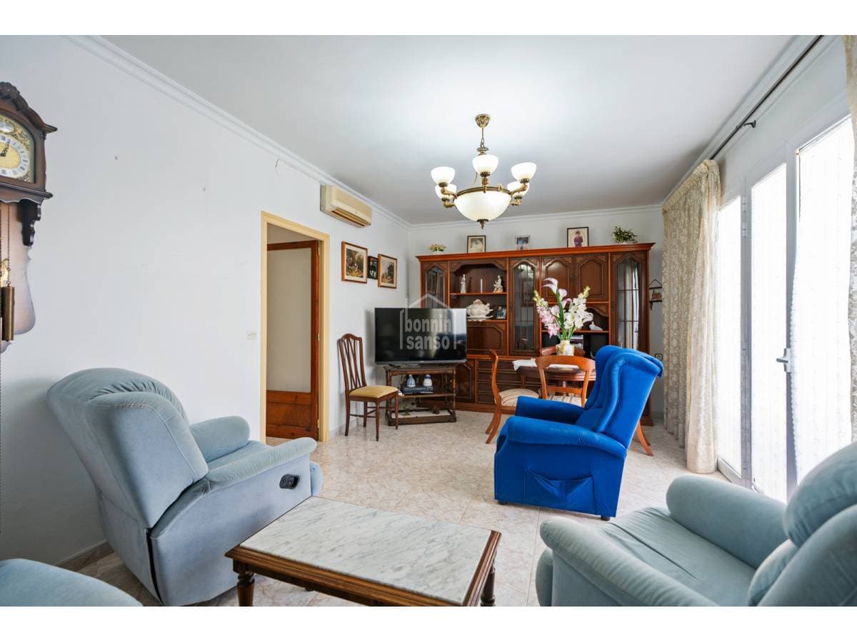 Townhouse in Es Castell — photo 2 of 29