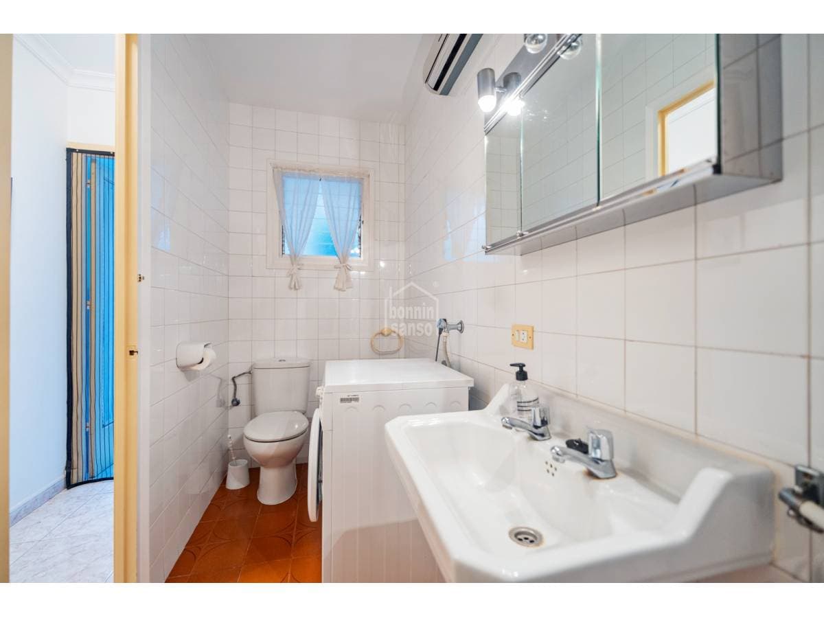 Townhouse in Es Castell — photo 17 of 29