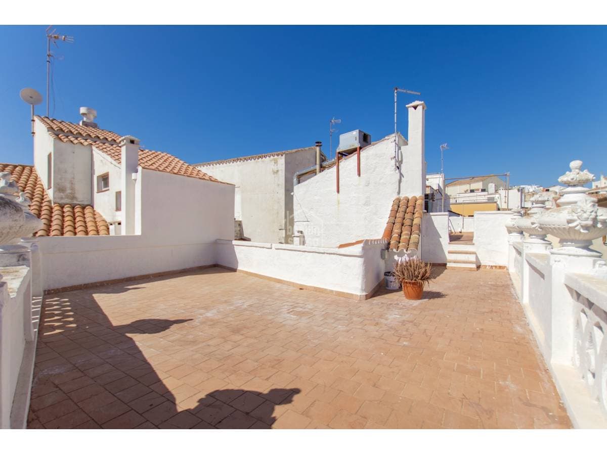 Apartment in Mahón — photo 9 of 12