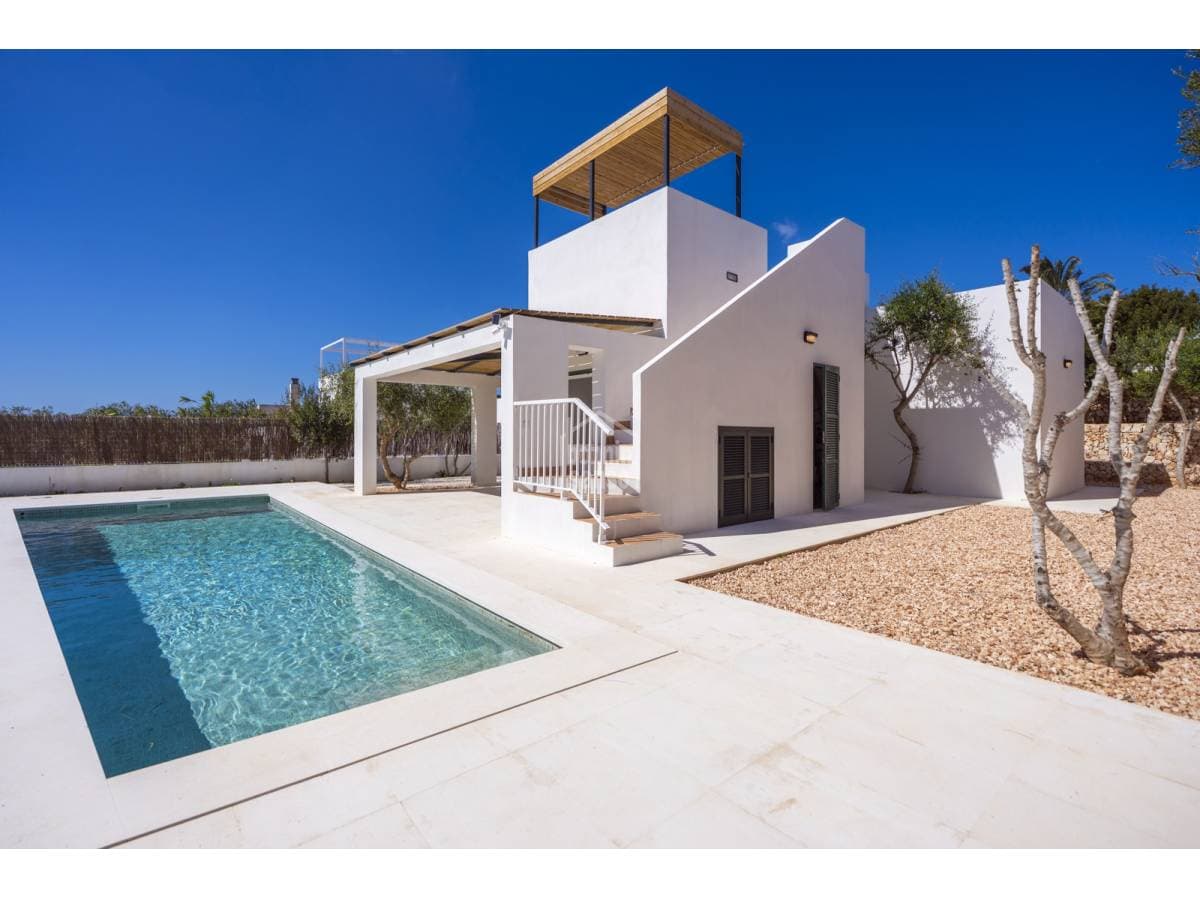 Villa in Alayor — photo 17 of 27